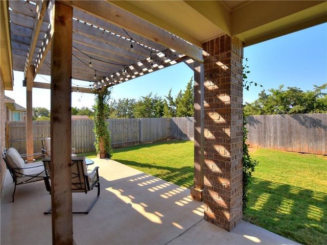 409 Landing LN, Leander, TX 78641