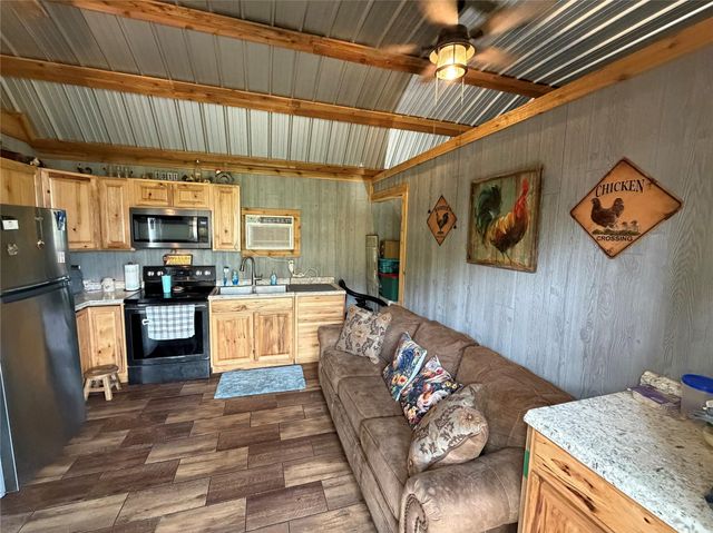 4916 County Road 819, Brazoria, TX 77422