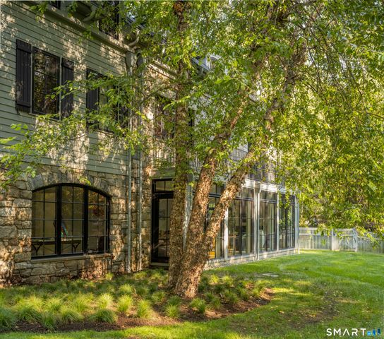 31 Stonybrook Road, Westport, CT 06880