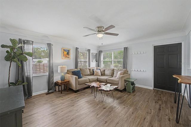 4738 9TH STREET, Zephyrhills, FL 33542
