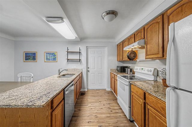 4738 9TH STREET, Zephyrhills, FL 33542