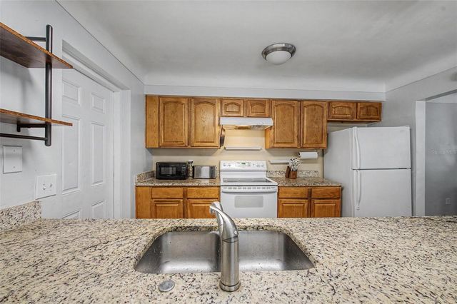 4738 9TH STREET, Zephyrhills, FL 33542