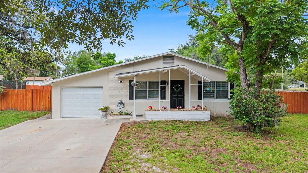4738 9TH STREET, Zephyrhills, FL 33542
