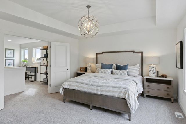 5830 Freeland Bay N, Hugo, MN 55038