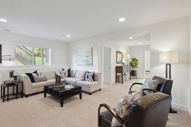 5830 Freeland Bay N, Hugo, MN 55038