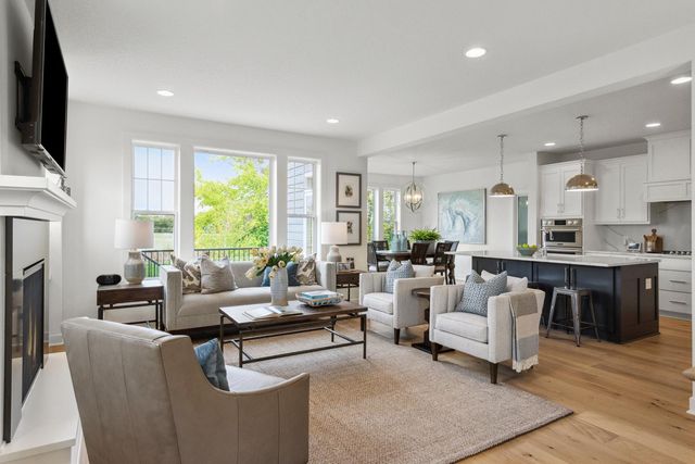 5830 Freeland Bay N, Hugo, MN 55038