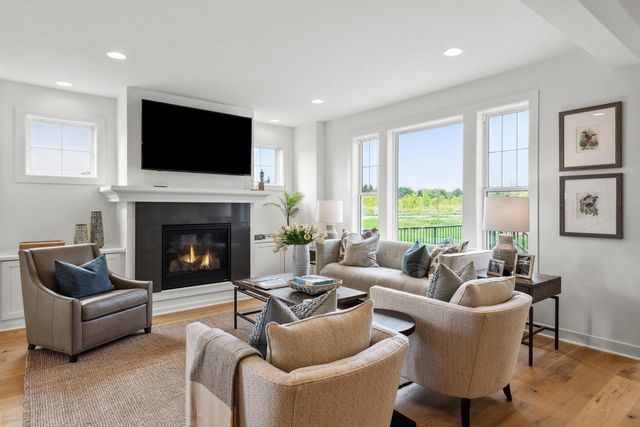 5830 Freeland Bay N, Hugo, MN 55038