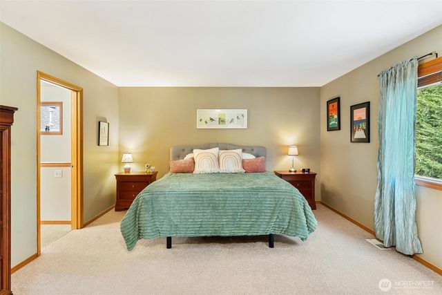 23425 SE 261st Court, Maple Valley, WA 98038