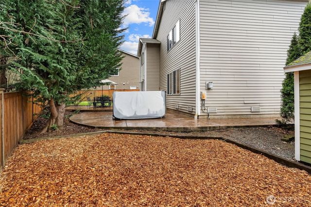 23425 SE 261st Court, Maple Valley, WA 98038