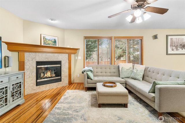 23425 SE 261st Court, Maple Valley, WA 98038