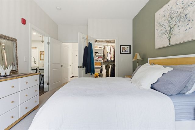 3307 Briarwood Vlg 3307, Clinton, MA 01510