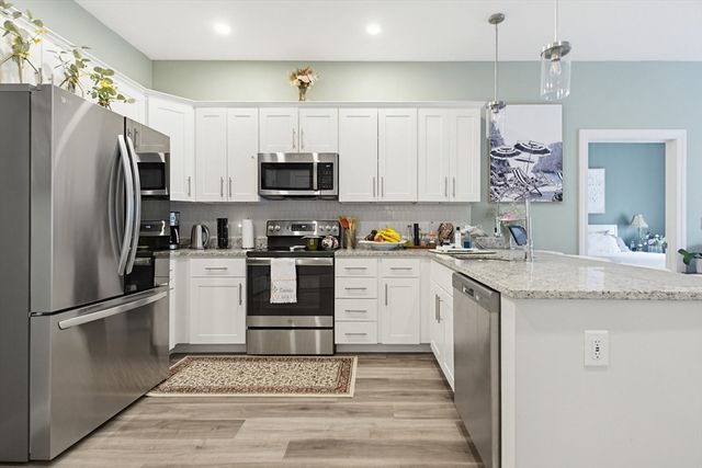3307 Briarwood Vlg 3307, Clinton, MA 01510
