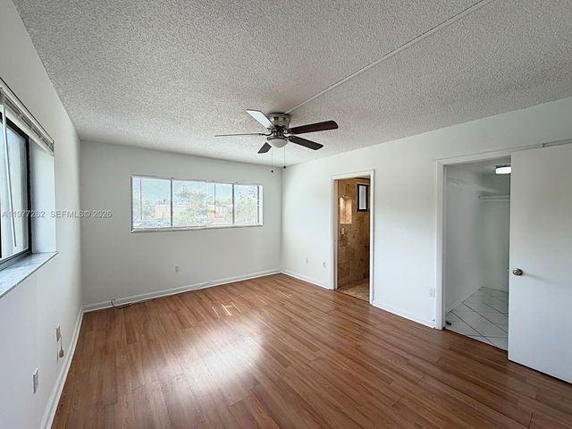 8075 SW 107th Ave 219, Miami, FL 33173