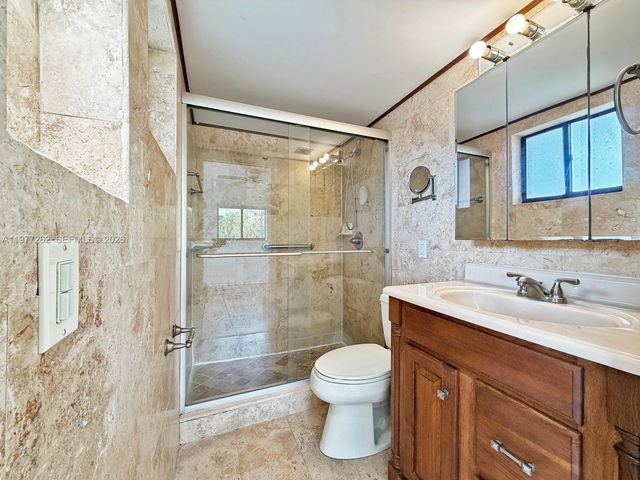 8075 SW 107th Ave 219, Miami, FL 33173