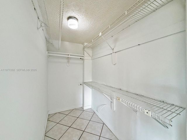 8075 SW 107th Ave 219, Miami, FL 33173