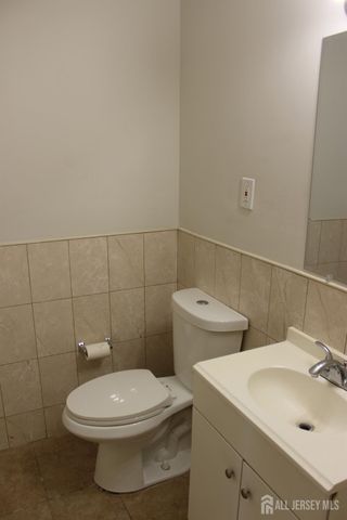 421 College Drive, Edison, NJ 08817