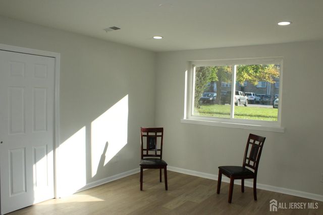 421 College Drive, Edison, NJ 08817