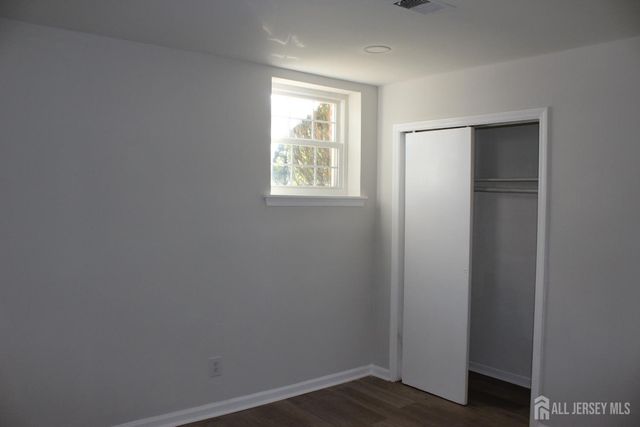 421 College Drive, Edison, NJ 08817