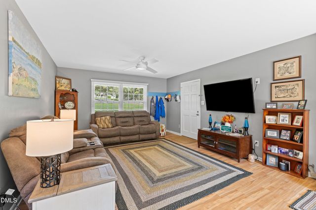 1704 Bowling Road, Fuquay Varina, NC 27526