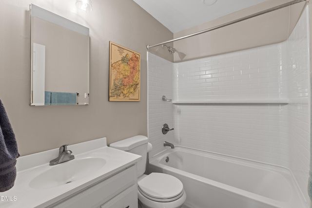 1704 Bowling Road, Fuquay Varina, NC 27526