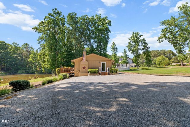 1704 Bowling Road, Fuquay Varina, NC 27526