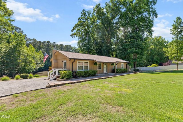 1704 Bowling Road, Fuquay Varina, NC 27526