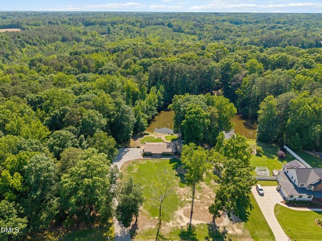 1704 Bowling Road, Fuquay Varina, NC 27526