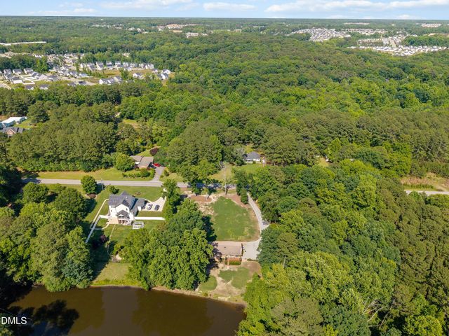 1704 Bowling Road, Fuquay Varina, NC 27526
