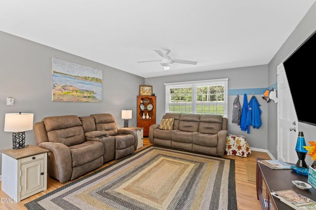 1704 Bowling Road, Fuquay Varina, NC 27526