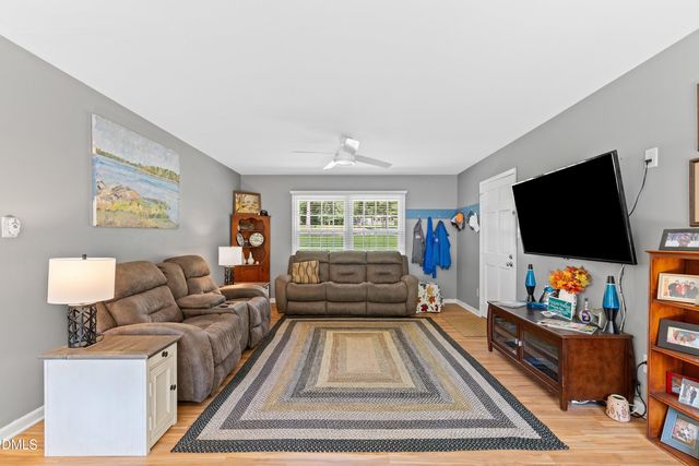 1704 Bowling Road, Fuquay Varina, NC 27526