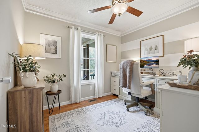 102 Clovercroft Drive, Jonesborough, TN 37659