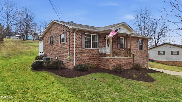 102 Clovercroft Drive, Jonesborough, TN 37659