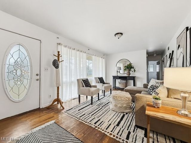 2486 Montgomery Avenue NW, Warren, OH 44485