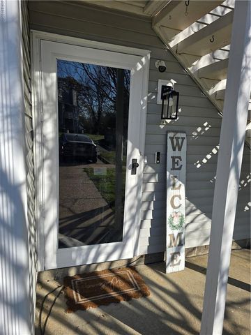 113 Roane Dr Apt A, Hampton, VA 23669