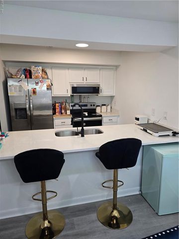 113 Roane Dr Apt A, Hampton, VA 23669