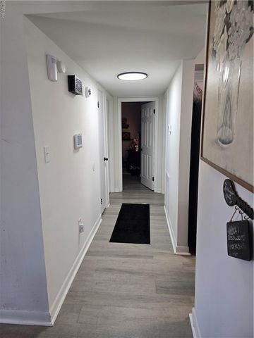 113 Roane Dr Apt A, Hampton, VA 23669