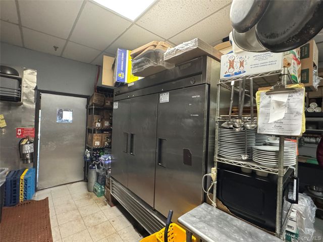 37 Route 25A, Mount Sinai, NY 11776