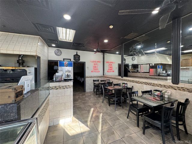 37 Route 25A, Mount Sinai, NY 11776