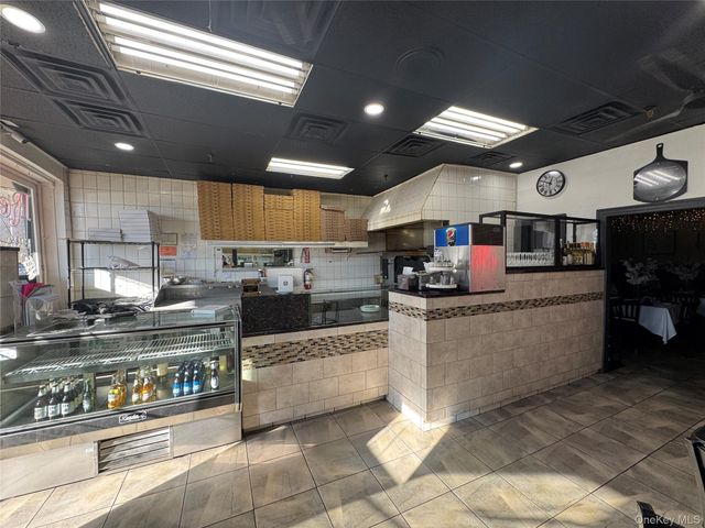 37 Route 25A, Mount Sinai, NY 11776