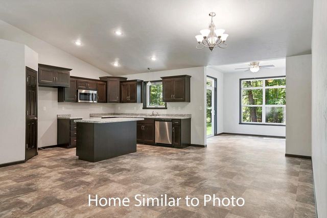 1700 BETTY JEAN LANE, Green Bay, WI 54313