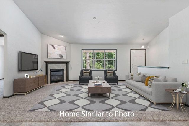 1700 BETTY JEAN LANE, Green Bay, WI 54313