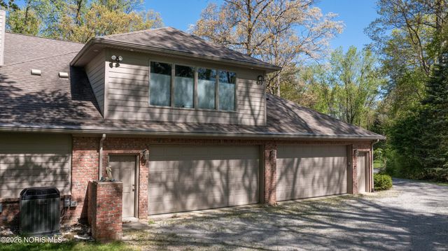 8801 W Bancroft Street, Toledo, OH 43617