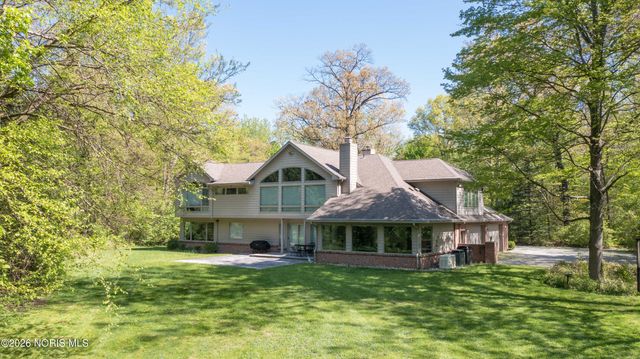 8801 W Bancroft Street, Toledo, OH 43617