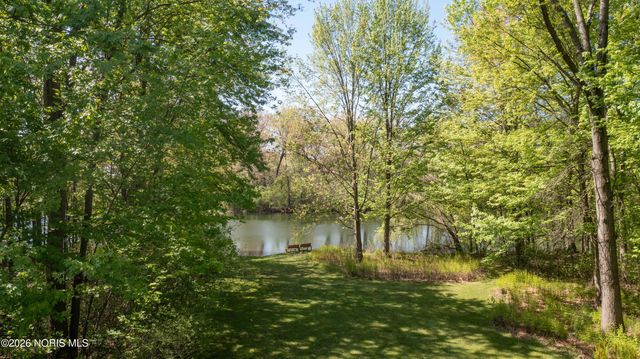 8801 W Bancroft Street, Toledo, OH 43617