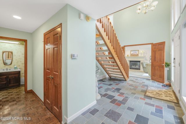 8801 W Bancroft Street, Toledo, OH 43617