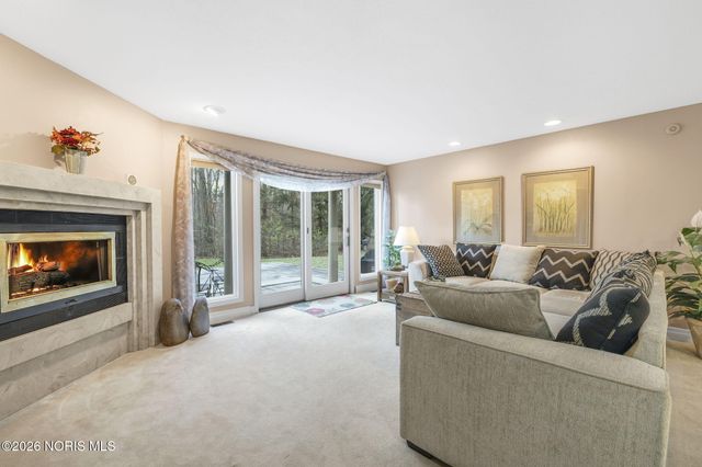 8801 W Bancroft Street, Toledo, OH 43617