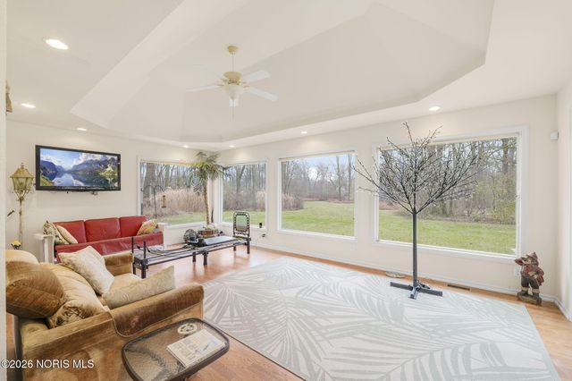 8801 W Bancroft Street, Toledo, OH 43617