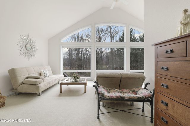 8801 W Bancroft Street, Toledo, OH 43617