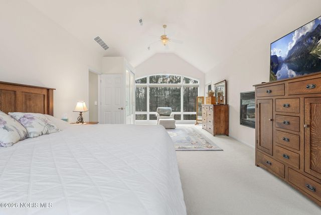 8801 W Bancroft Street, Toledo, OH 43617