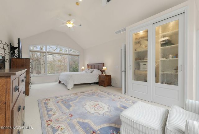 8801 W Bancroft Street, Toledo, OH 43617